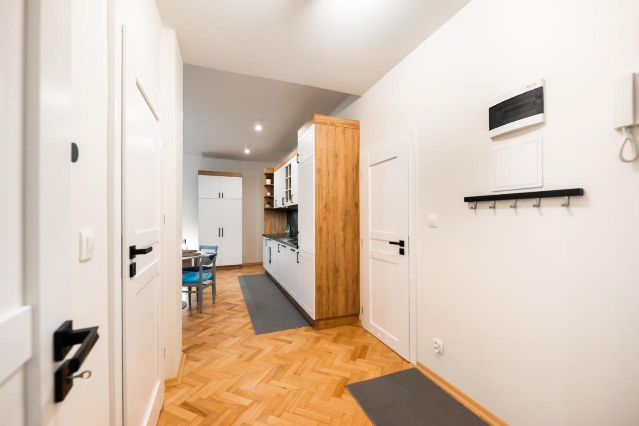 Old Town Eclectic Apartment For 6 People Warszawa Eksteriør billede